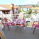 Rooms And Apartments Robert 3*