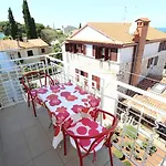 Rooms And Apartments Robert Rovinj