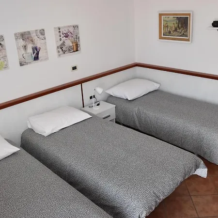 Rooms And Apartments Robert 3* Rovinj