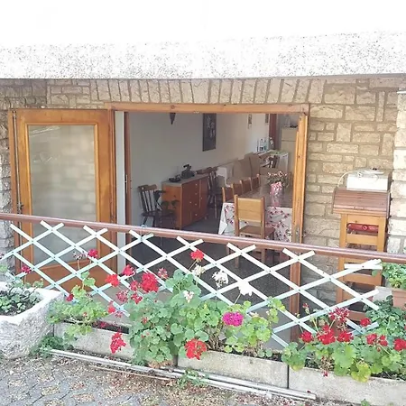 Rooms And Apartments Robert