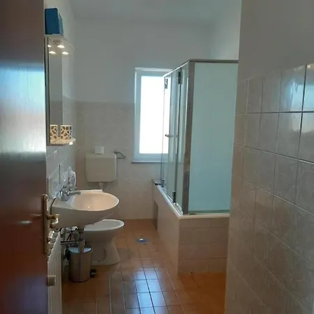 Rooms And Apartments Robert 3*