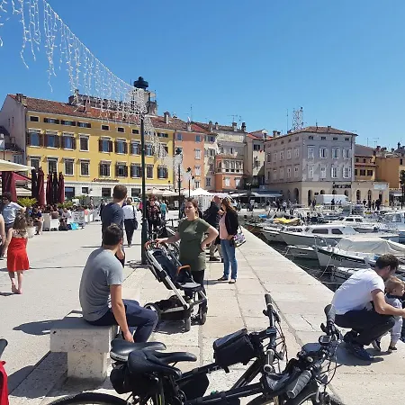 Rooms And Apartments Robert Gostinjska kuća Rovinj
