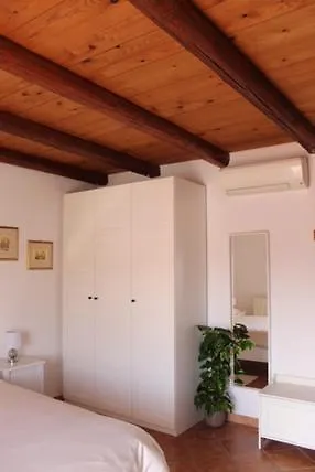 Rooms And Apartments Robert 3*