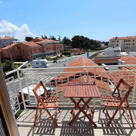 Guest house Rooms And Apartments Robert