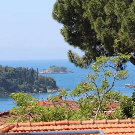 Rooms And Apartments Robert